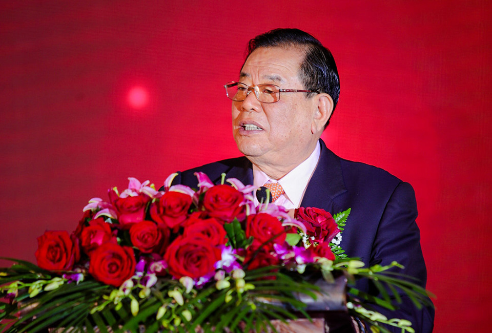 德業(yè)人將用心堅(jiān)守使命,<br>為實(shí)現(xiàn)夢(mèng)想不懼櫛風(fēng)沐雨、砥礪前行。